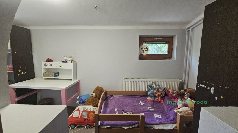Debrecen, Lencztelep, Ház, családi ház  