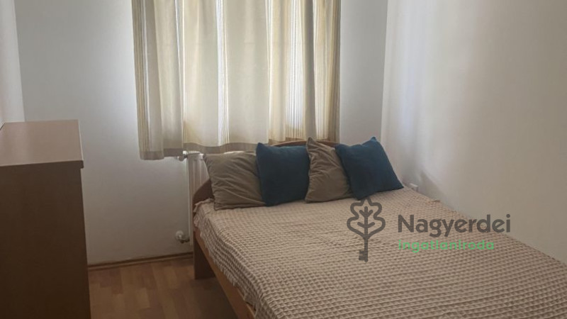 Debrecen, Sestakert, Lakás, tégla lakás  