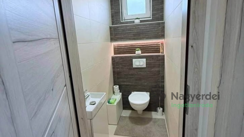 Hajdúsámson, Ház, családi ház  