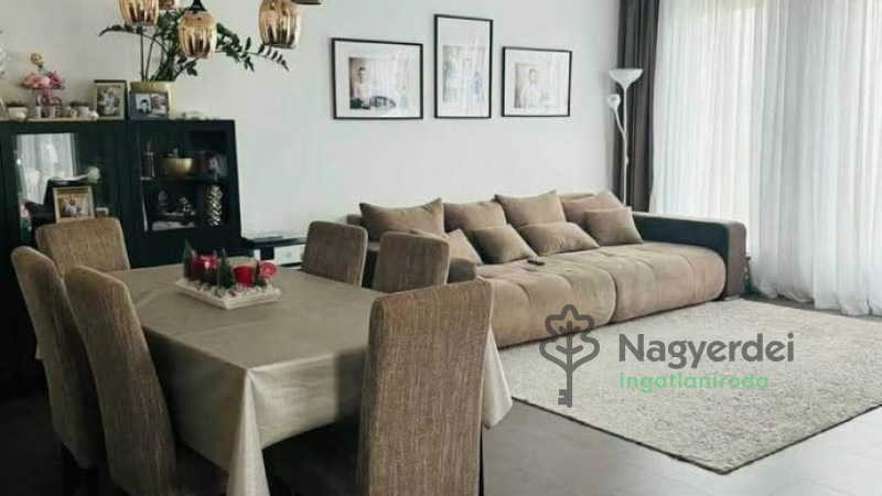 Hajdúsámson, Ház, családi ház  