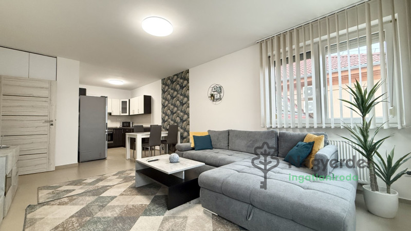 Debrecen, Füredi lakópark, Lakás, tégla lakás  