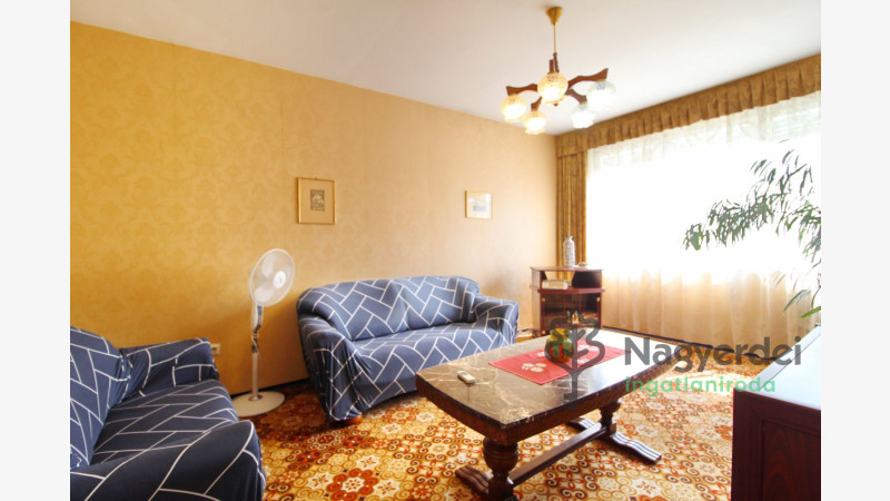Debrecen, Sestakert, Lakás, tégla lakás  