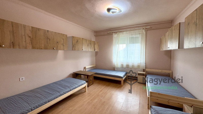 Debrecen, Boldogfalvi kert, Ház, családi ház  