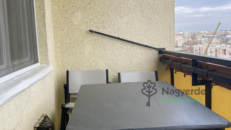 Debrecen, Belváros, Lakás, csúsztatott zsalus  