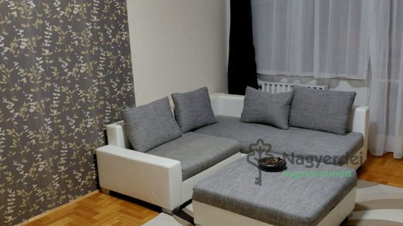 Debrecen, Sestakert, Lakás, csúsztatott zsalus  