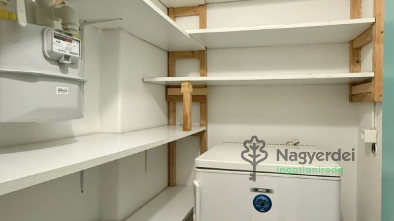 Debrecen, Libakert, Lakás, tégla lakás  