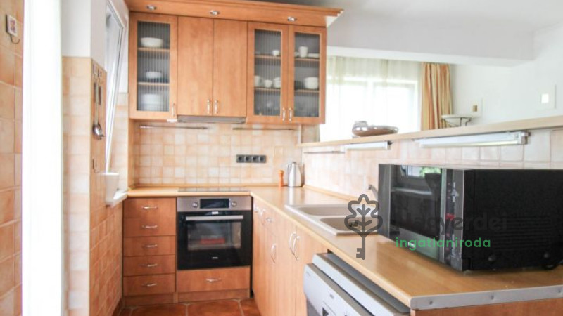 Debrecen, Egyetemváros, Lakás, tégla lakás  