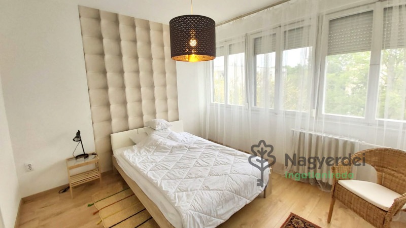 Debrecen, Sestakert, Lakás, tégla lakás  
