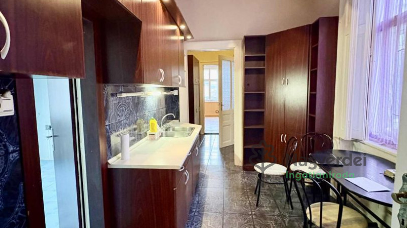 Hajdúhadház, Ház, családi ház  