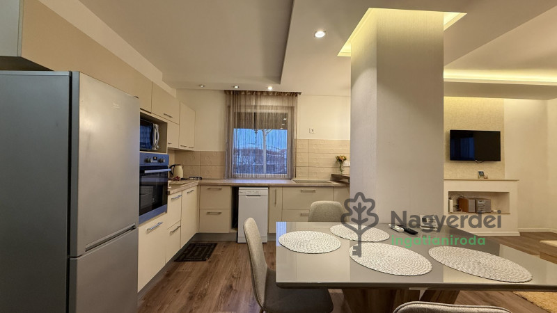 Debrecen, Sestakert, Lakás, tégla lakás  