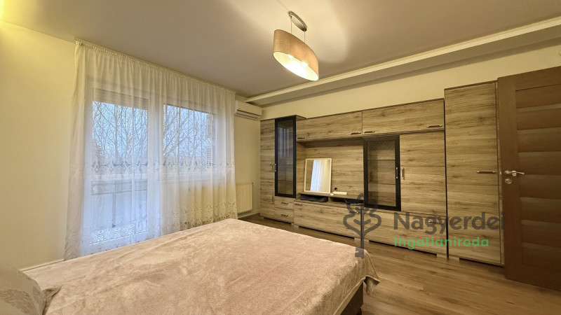 Debrecen, Sestakert, Lakás, tégla lakás  