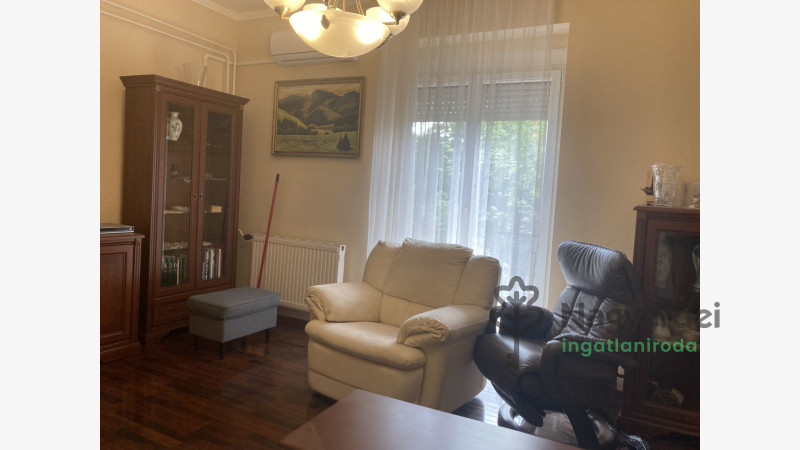 Debrecen, Egyetemváros, Lakás, tégla lakás  