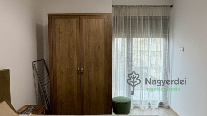 Debrecen, Sestakert, Lakás, tégla lakás  