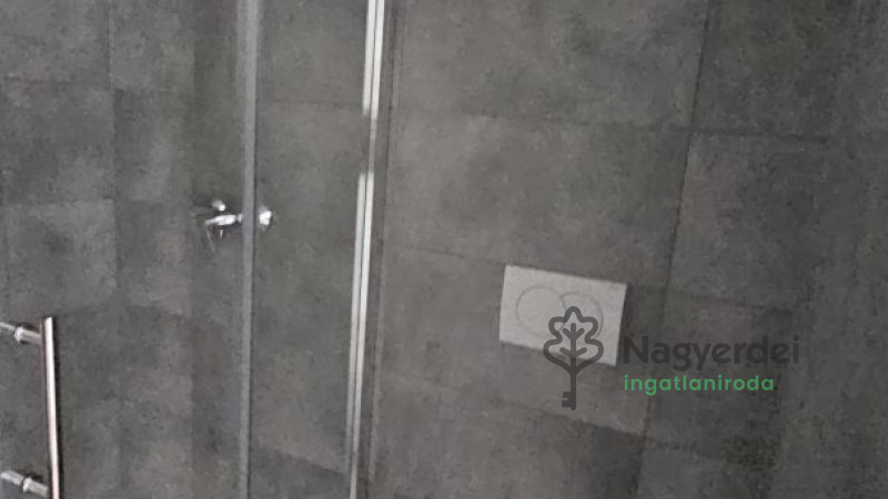 Debrecen, Epreskert, Lakás, panel lakás  