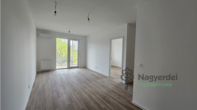 Debrecen, Epreskert, Lakás, panel lakás  