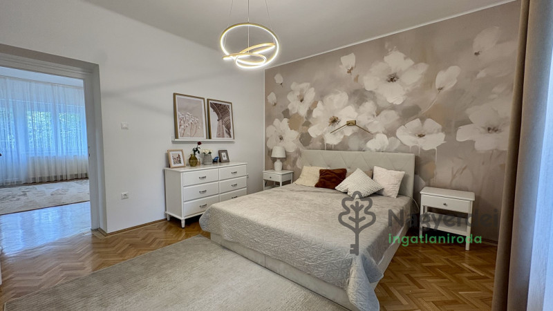 Debrecen, Nagyerdő, Lakás, tégla lakás  