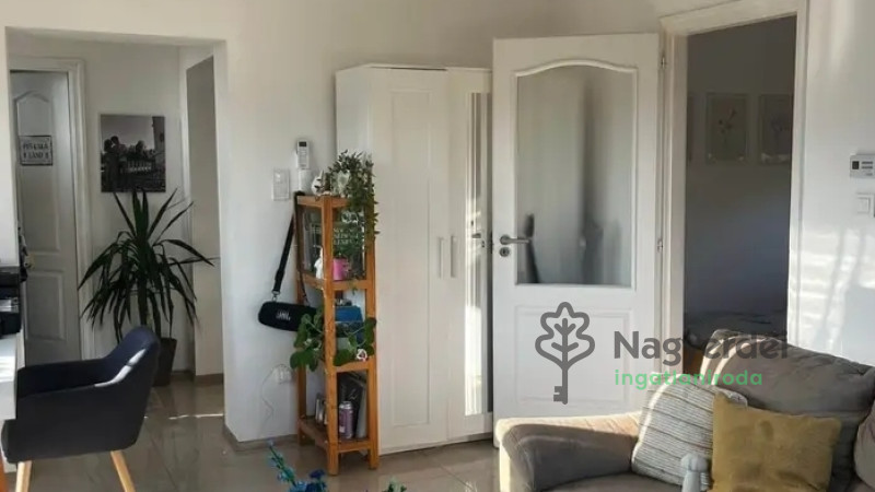 Debrecen, Urrétje, Lakás, tégla lakás  