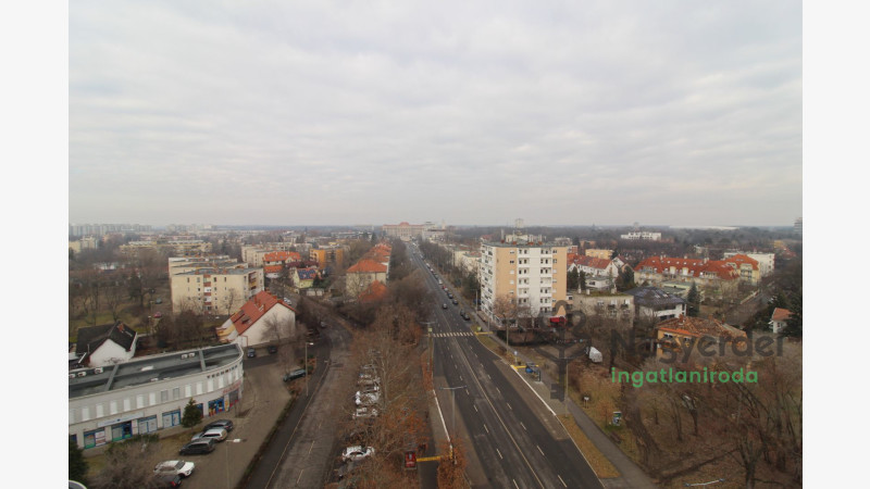 Debrecen, Egyetemváros, Lakás, tégla lakás  