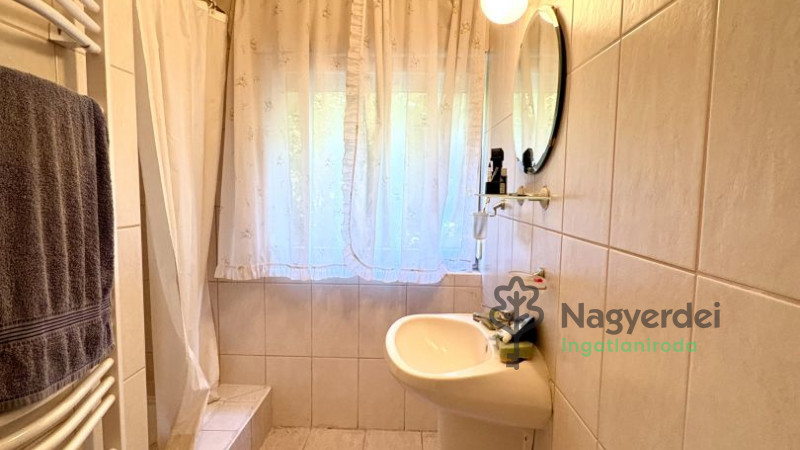 Debrecen, Nyulas, Ház, családi ház  