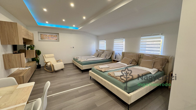 Debrecen, Széchenyikert, Ház, családi ház  