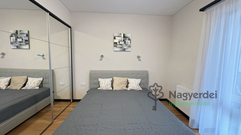 Debrecen, Egyetemváros, Lakás, tégla lakás  