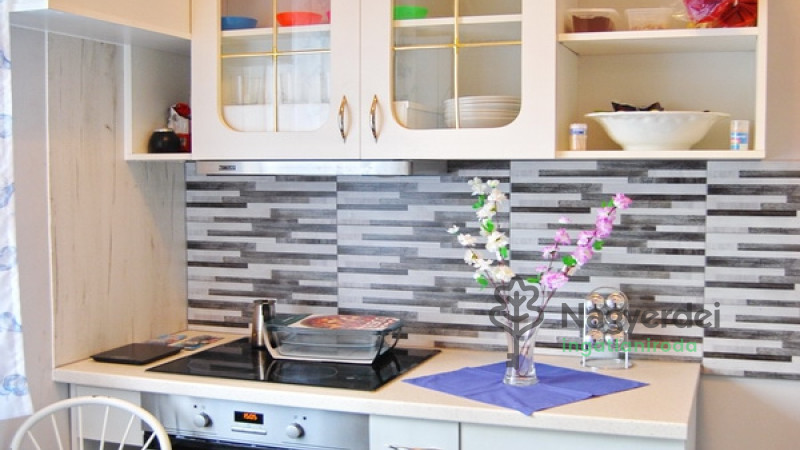 Debrecen, Belváros, Lakás, tégla lakás  