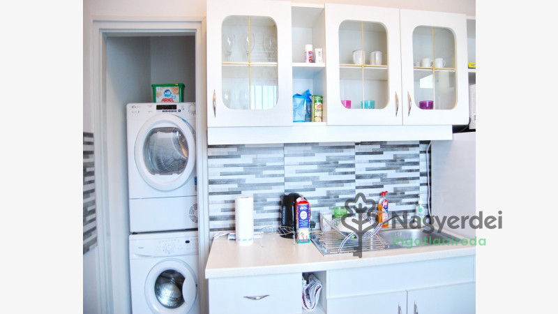 Debrecen, Belváros, Lakás, tégla lakás  