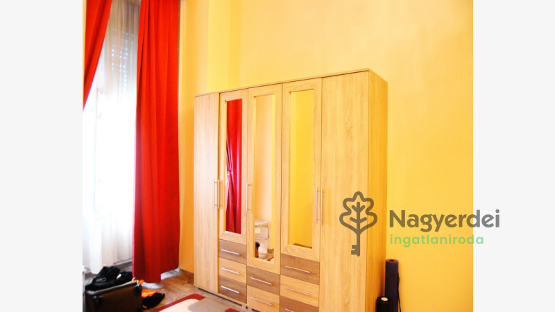 Debrecen, Belváros, Lakás, tégla lakás  