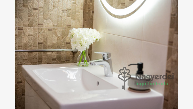 Debrecen, Egyetemváros, Lakás, tégla lakás  