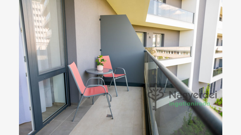 Debrecen, Egyetemváros, Lakás, tégla lakás  