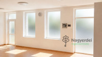 Debrecen, Nagyerdőalja, Üzlethelyiség, nem üzletközpontban  