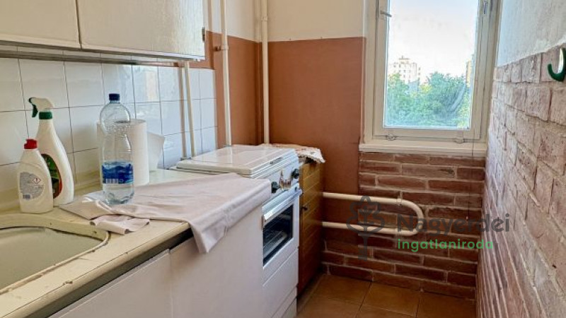 Debrecen, Libakert, Lakás, panel lakás  