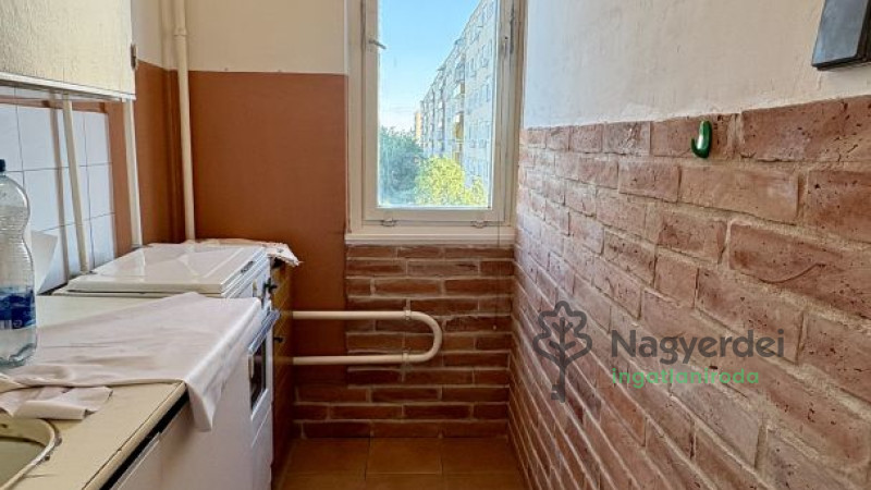 Debrecen, Libakert, Lakás, panel lakás  