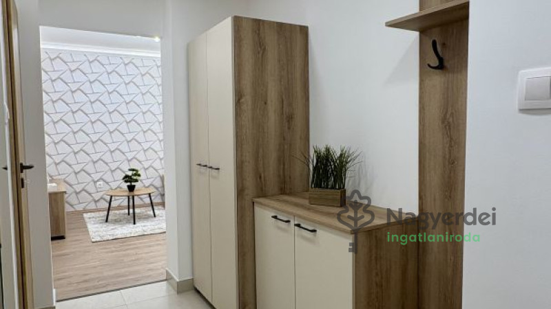 Debrecen, Belváros, Lakás, tégla lakás  