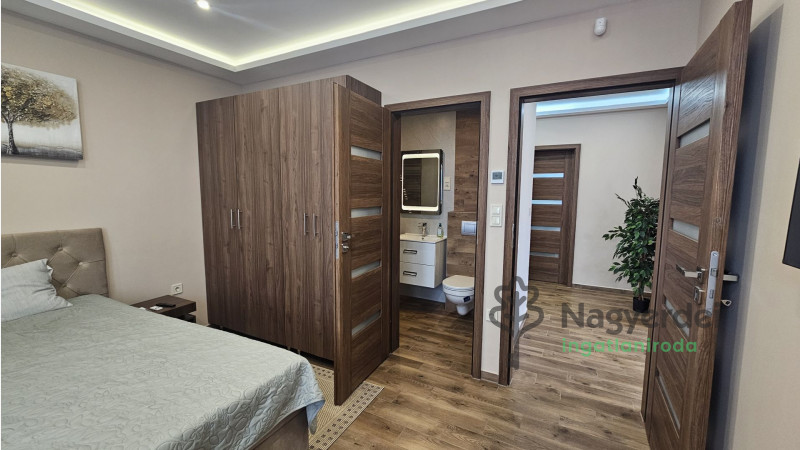 Debrecen, Nyulas, Lakás, tégla lakás  