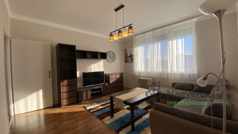 Debrecen, Sestakert, Lakás, tégla lakás  