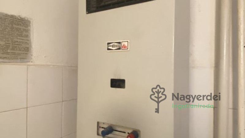 Debrecen, Egyetemváros, Lakás, tégla lakás  