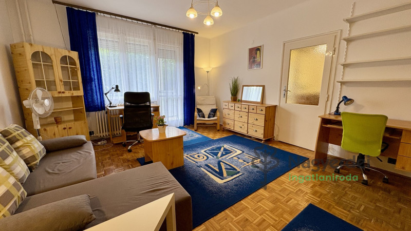 Debrecen, Egyetemváros, Lakás, tégla lakás  