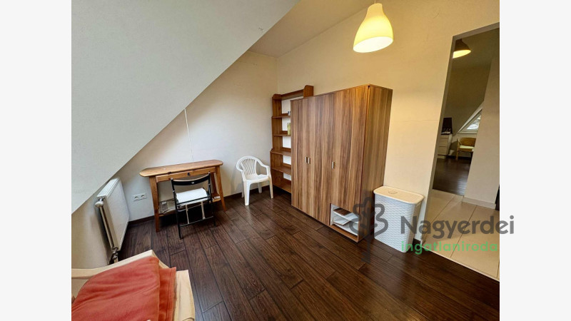 Debrecen, Belváros, Lakás, tégla lakás  