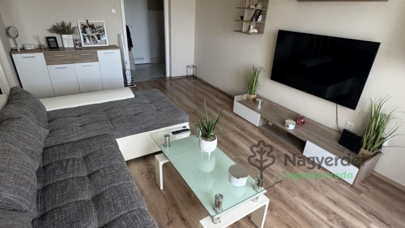 Debrecen, Tócóskert, Lakás, panel lakás  