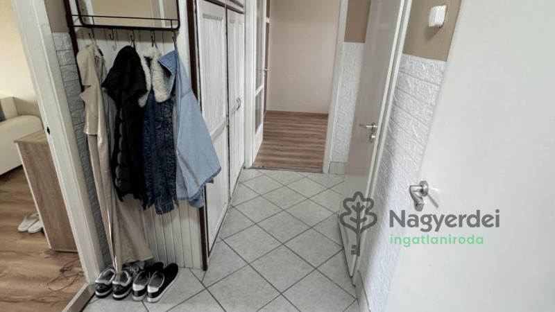 Debrecen, Tócóskert, Lakás, panel lakás  