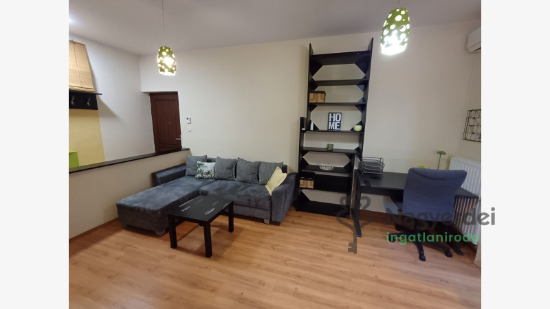 Debrecen, Belváros, Lakás, tégla lakás  