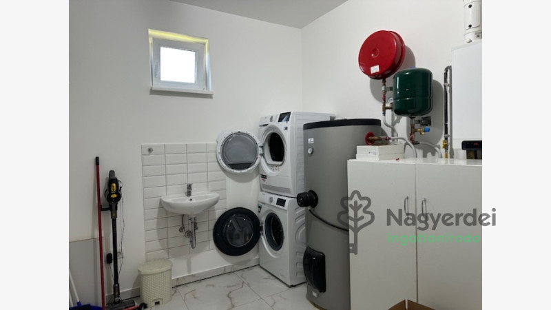 Debrecen, Józsa Liget lakópark, Ház, családi ház  