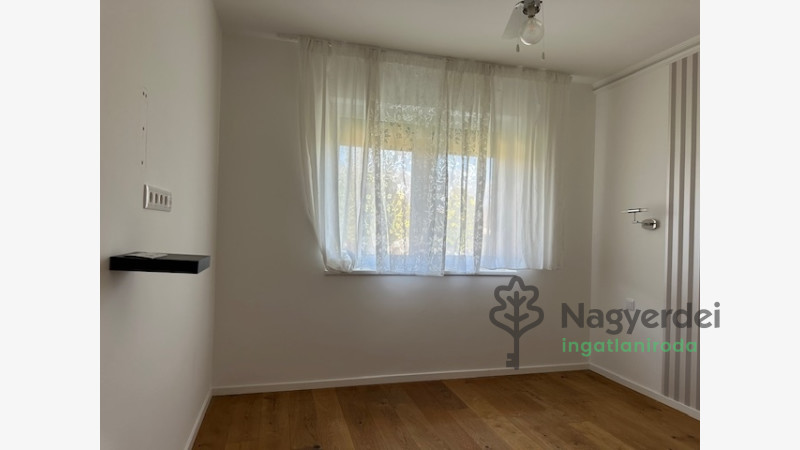 Debrecen, Józsa Liget lakópark, Ház, családi ház  