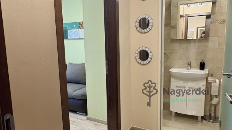 Debrecen, Belváros, Lakás, tégla lakás  