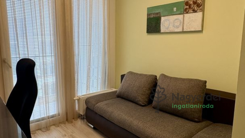 Debrecen, Belváros, Lakás, tégla lakás  