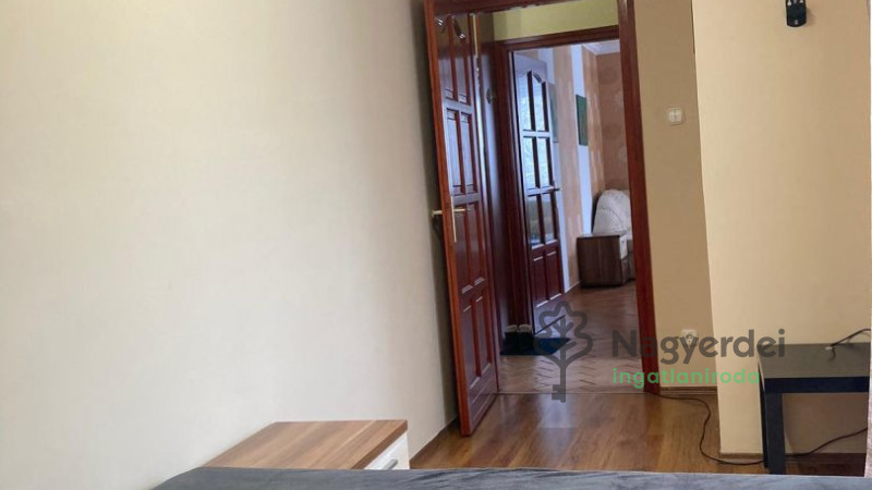 Debrecen, Újkert, Lakás, tégla lakás  