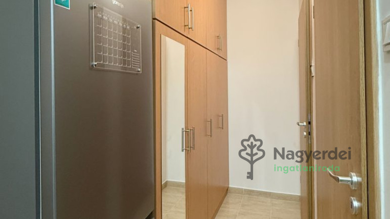 Debrecen, Vargakert, Lakás, tégla lakás  