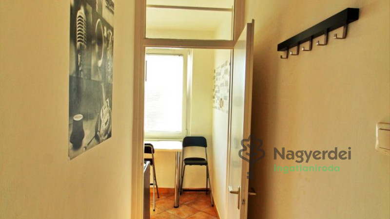 Debrecen, Egyetemváros, Lakás, tégla lakás  