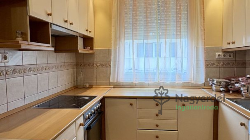 Debrecen, Sestakert, Lakás, tégla lakás  